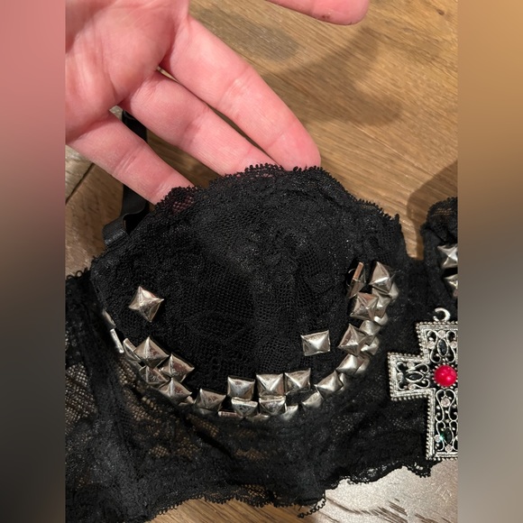 EDC Custom designed Bra. One of a kind. - Picture 5 of 6